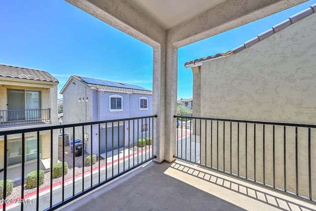 17732 W MANDALAY Lane, Surprise, AZ 85388