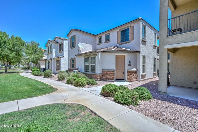 17732 W MANDALAY Lane, Surprise, AZ 85388
