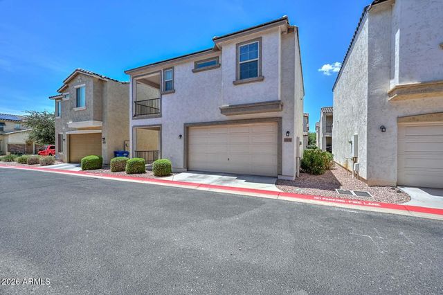17732 W MANDALAY Lane, Surprise, AZ 85388