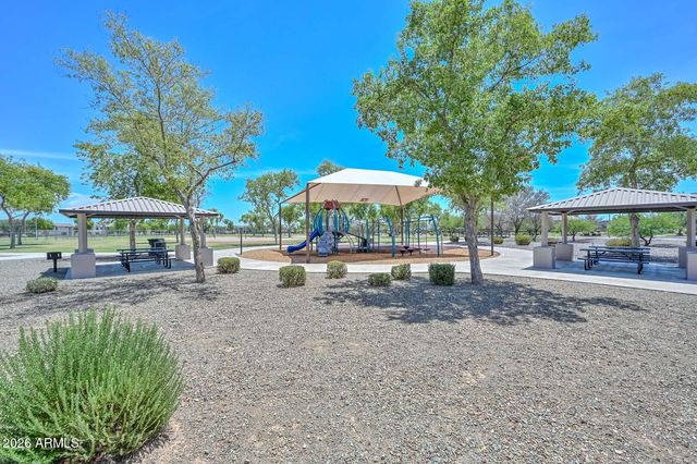 17732 W MANDALAY Lane, Surprise, AZ 85388