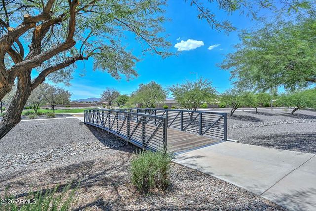 17732 W MANDALAY Lane, Surprise, AZ 85388