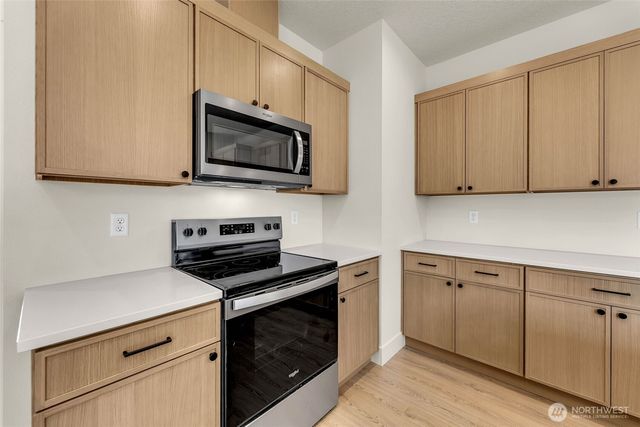 301 Cap Avenue, Winlock, WA 98596