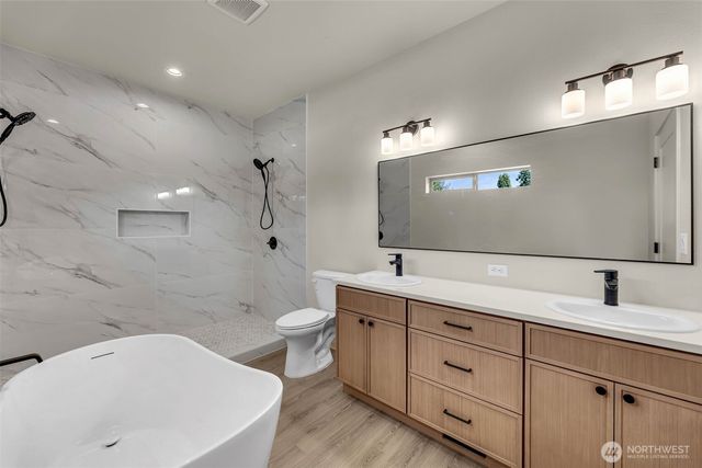 301 Cap Avenue, Winlock, WA 98596