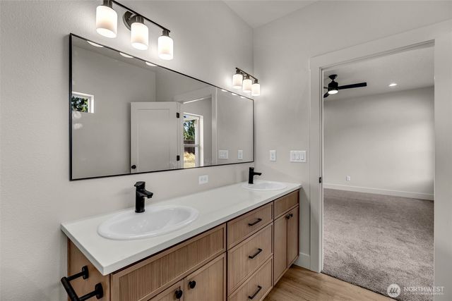 301 Cap Avenue, Winlock, WA 98596