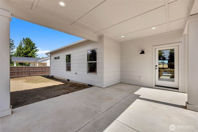 301 Cap Avenue, Winlock, WA 98596