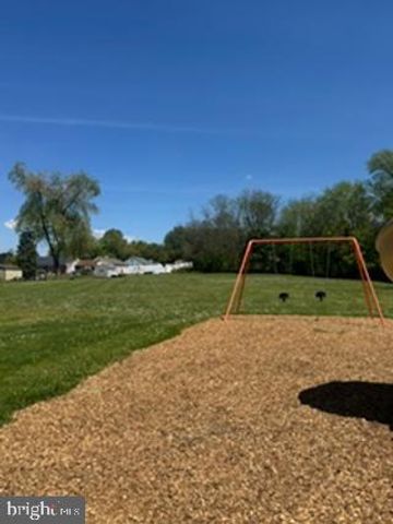 4083 JASMINE PL, Mount Joy, PA 17552