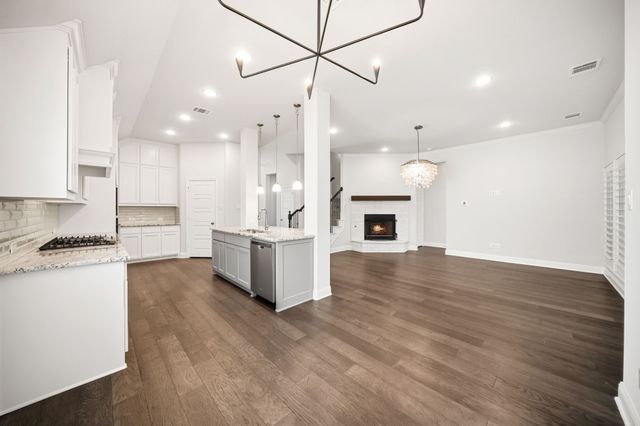 499 Washington Avenue, Waxahachie, TX 75165