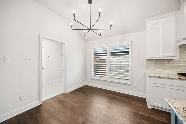 499 Washington Avenue, Waxahachie, TX 75165