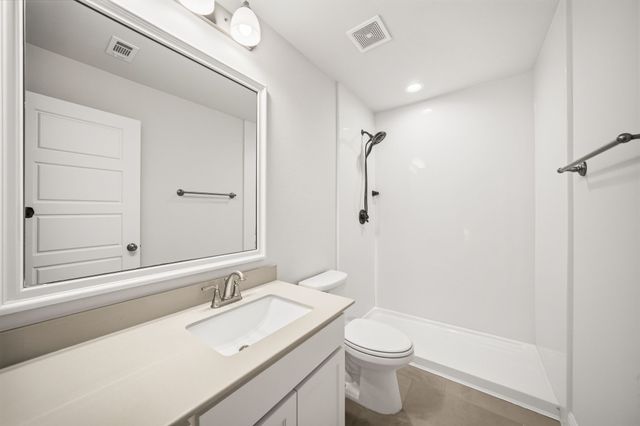 499 Washington Avenue, Waxahachie, TX 75165