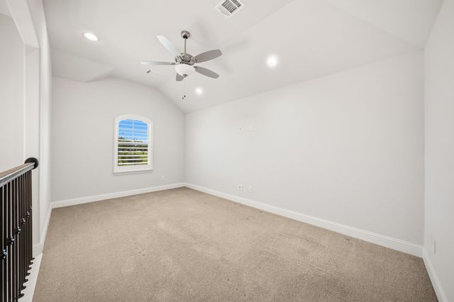 499 Washington Avenue, Waxahachie, TX 75165