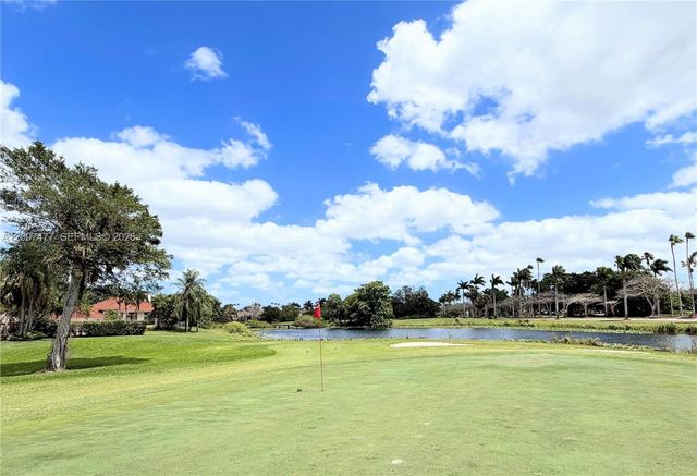 1510 W Lacosta Drive W, Pembroke Pines, FL 33027