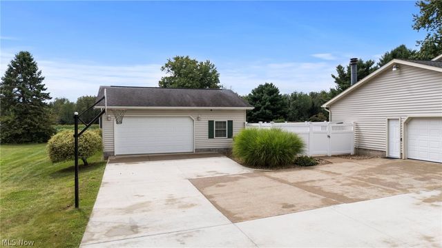 2914 Serfass Road, Clinton, OH 44216