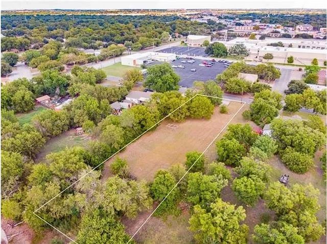 4017 Scruggs Drive, North Richland Hills, TX 76180