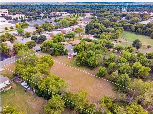 4017 Scruggs Drive, North Richland Hills, TX 76180