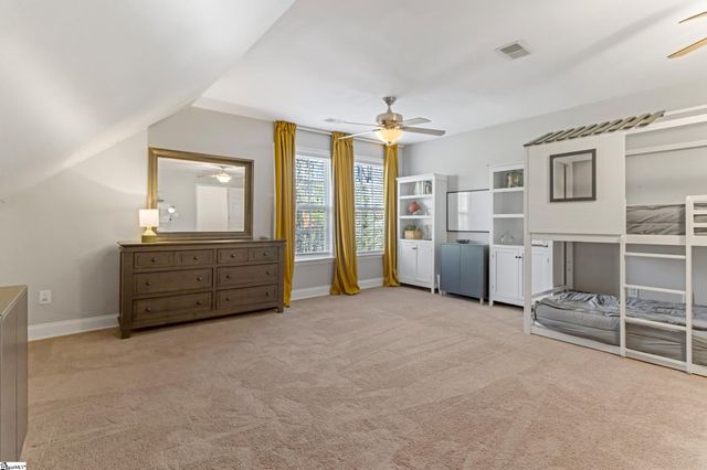 102 W Peninsula Drive, Laurens, SC 29360