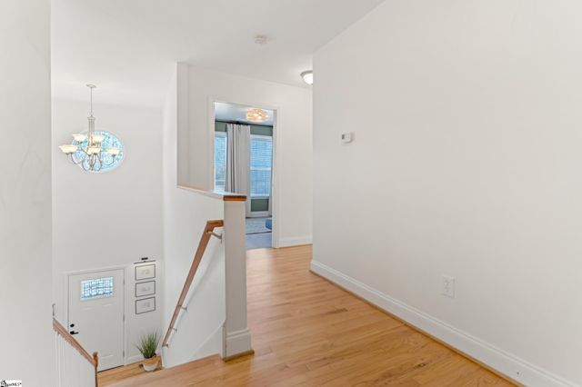 102 W Peninsula Drive, Laurens, SC 29360