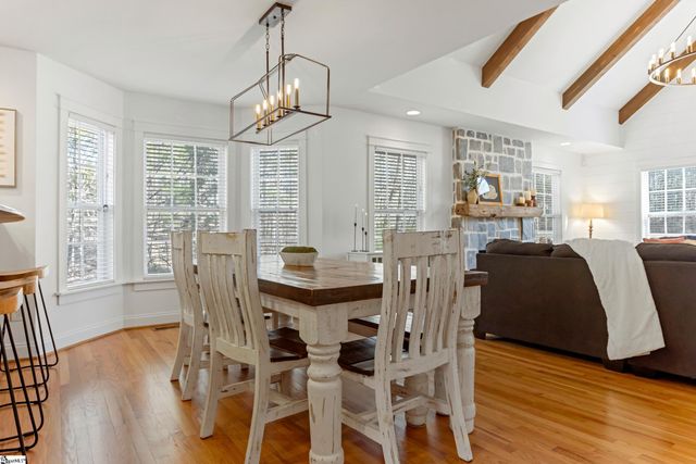 102 W Peninsula Drive, Laurens, SC 29360