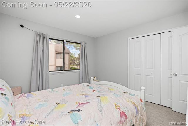 5345 Wright Way, West Bloomfield, MI 48322