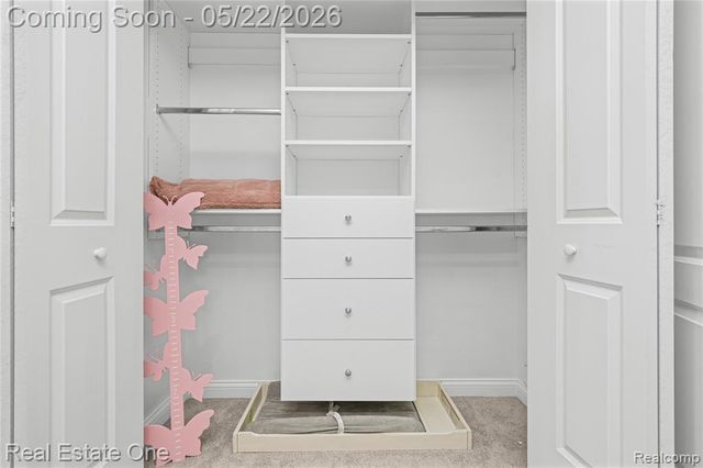 5345 Wright Way, West Bloomfield, MI 48322