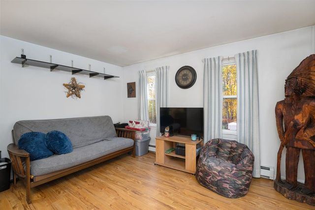 39 PRESCOTT Road, Raymond, NH 03077