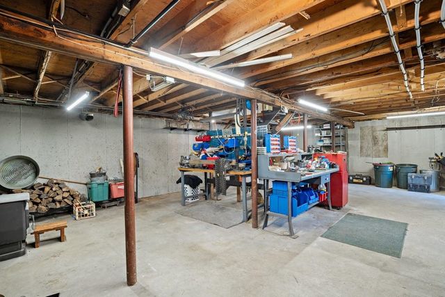 39 PRESCOTT Road, Raymond, NH 03077