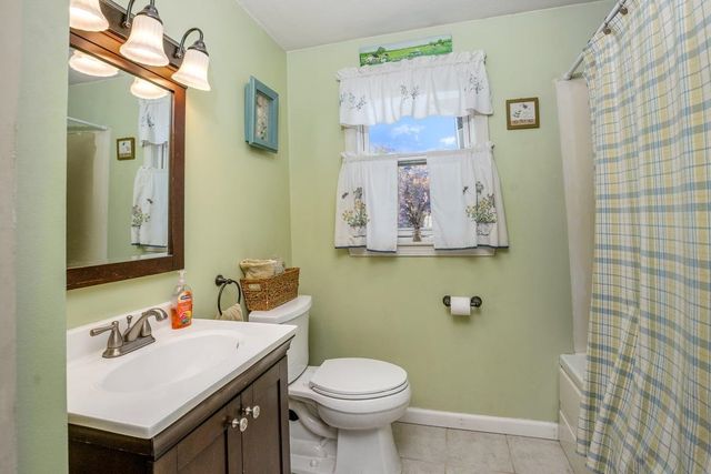 39 PRESCOTT Road, Raymond, NH 03077