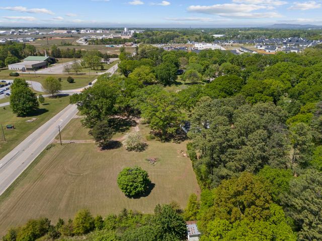 1503 Fork Shoals Road, Greenville, SC 29605