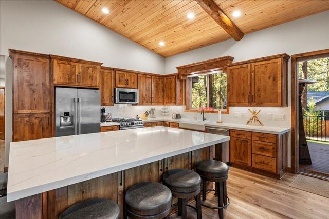 41562 Stone Bridge Road, Big Bear, CA 92315