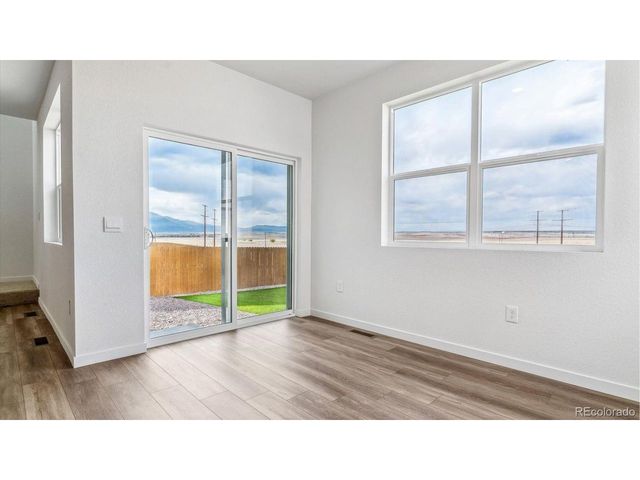 11643 Reagan Ridge Dr, Colorado Springs, CO 80925