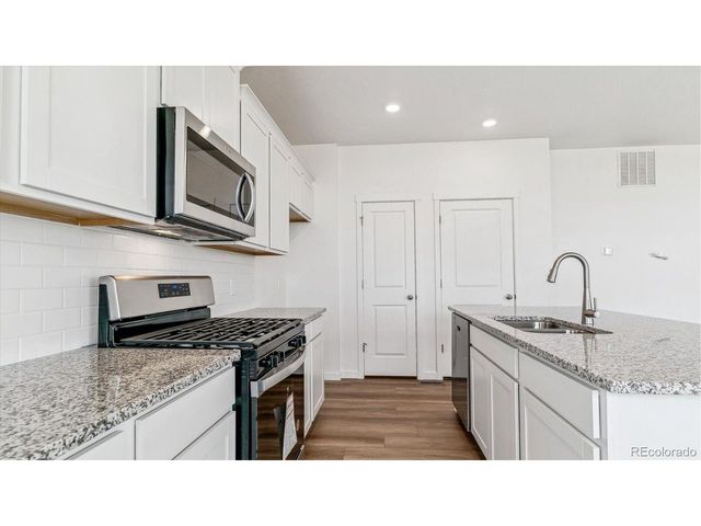 11643 Reagan Ridge Dr, Colorado Springs, CO 80925