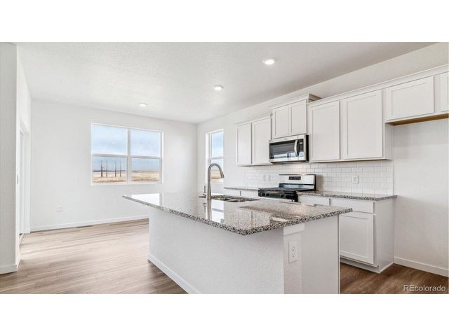 11643 Reagan Ridge Dr, Colorado Springs, CO 80925