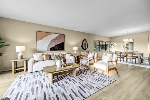 111 S Orange Grove Blvd 307, Pasadena, CA 91105