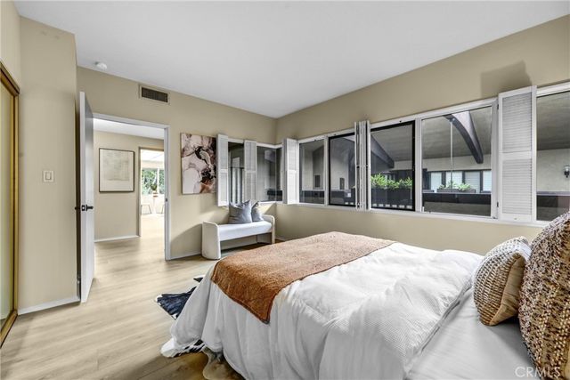111 S Orange Grove Blvd 307, Pasadena, CA 91105