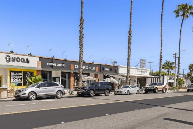 2521 Sarbonne Dr, Oceanside, CA 92054