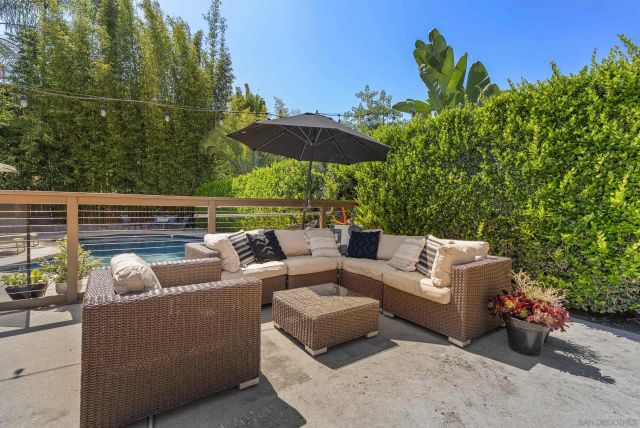 2521 Sarbonne Dr, Oceanside, CA 92054