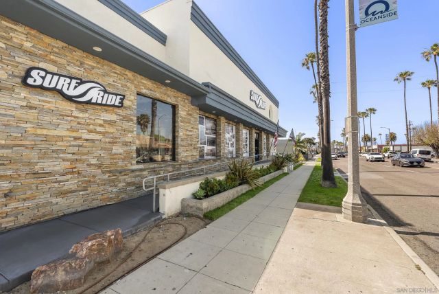 2521 Sarbonne Dr, Oceanside, CA 92054
