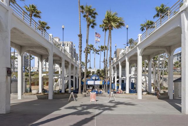 2521 Sarbonne Dr, Oceanside, CA 92054