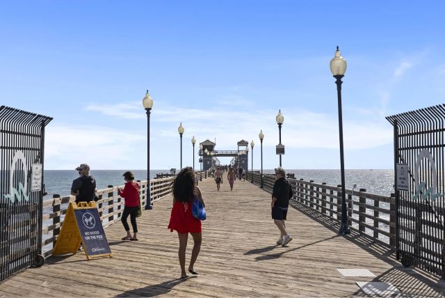 2521 Sarbonne Dr, Oceanside, CA 92054