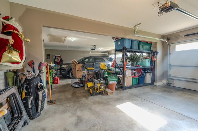 18860 Roselle Cove, Auburn, IN 46706