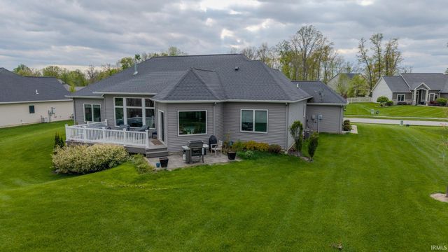 18860 Roselle Cove, Auburn, IN 46706