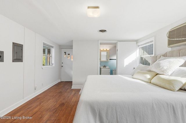 2827 Eleanor Ave, Louisville, KY 40205