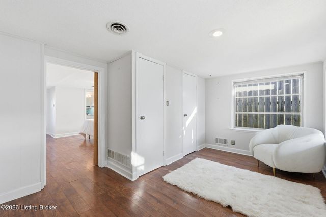 2827 Eleanor Ave, Louisville, KY 40205