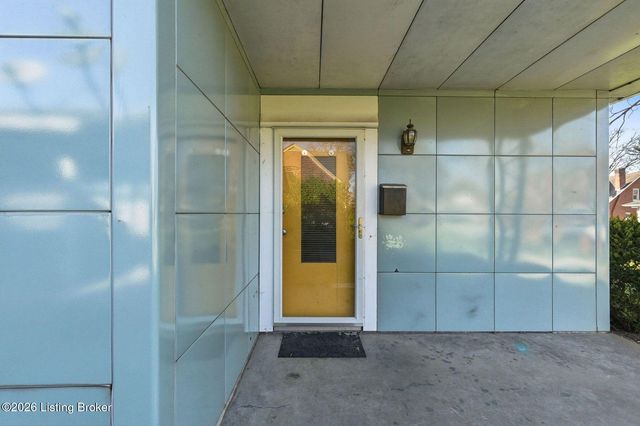 2827 Eleanor Ave, Louisville, KY 40205