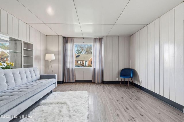 2827 Eleanor Ave, Louisville, KY 40205