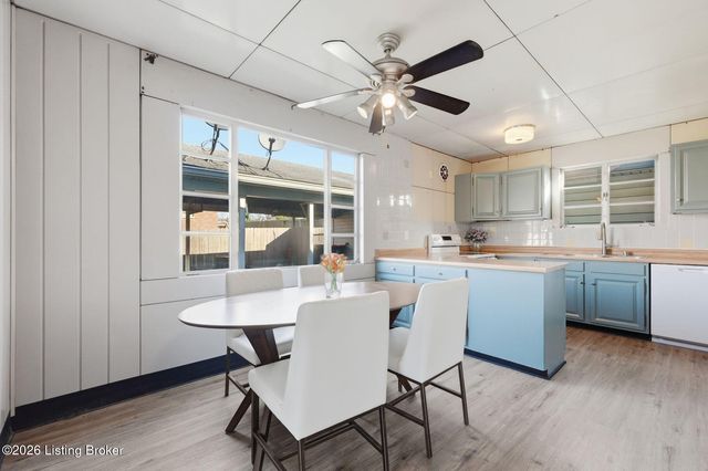 2827 Eleanor Ave, Louisville, KY 40205