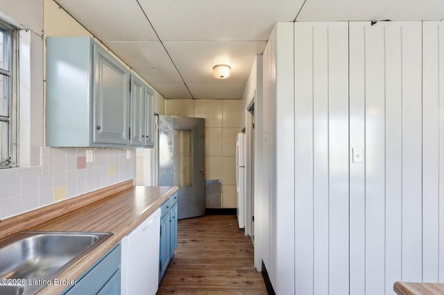 2827 Eleanor Ave, Louisville, KY 40205