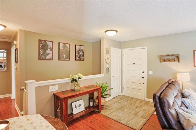 6913 Englewood Avenue, Raytown, MO 64133