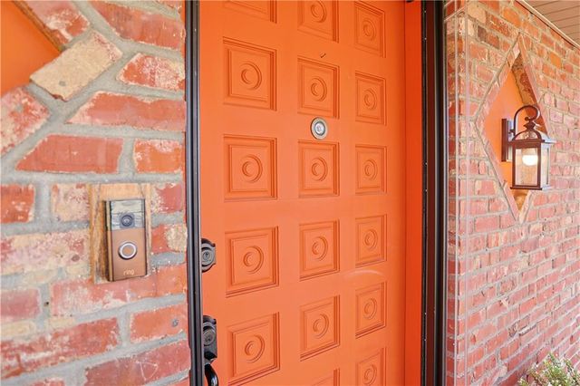 6913 Englewood Avenue, Raytown, MO 64133