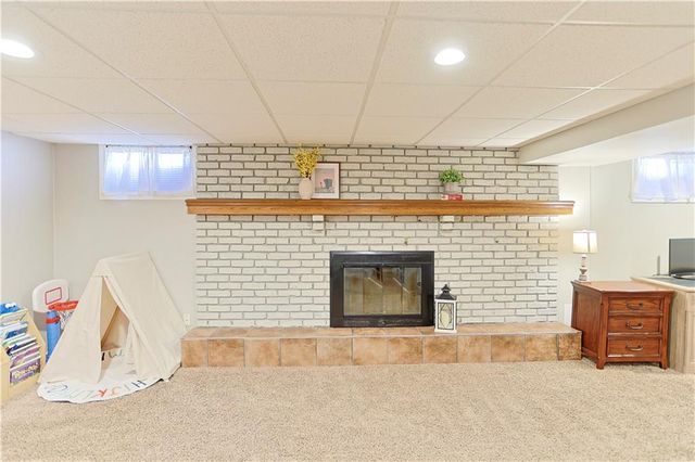 6913 Englewood Avenue, Raytown, MO 64133