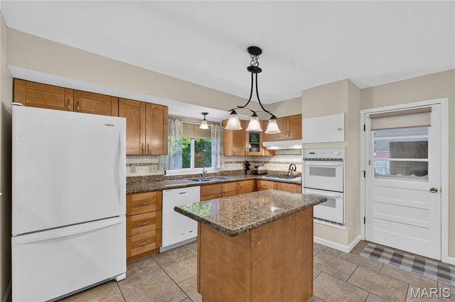 14649 Baratton Drive, Florissant, MO 63034